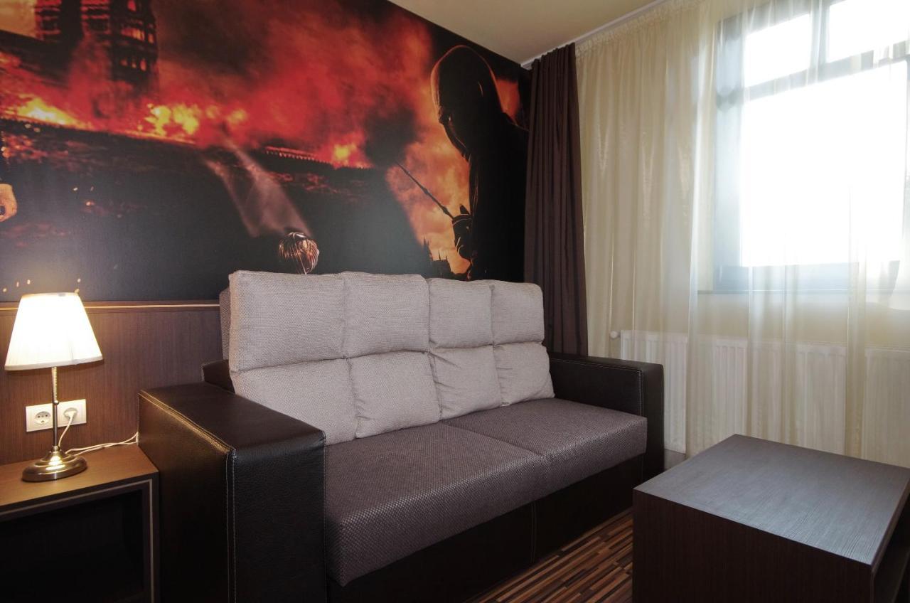 Corvin Apartman Gyula Exterior foto