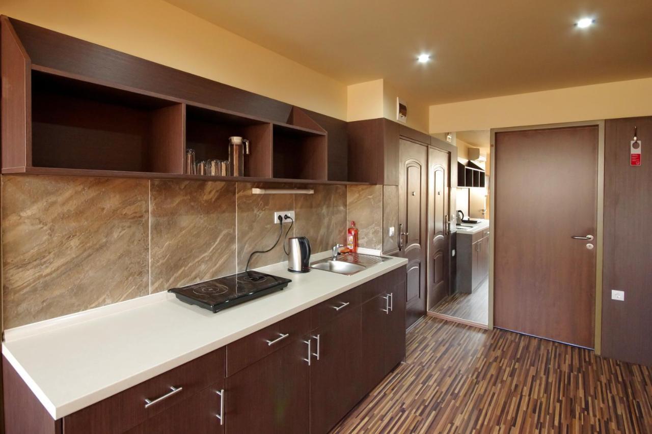 Corvin Apartman Gyula Exterior foto